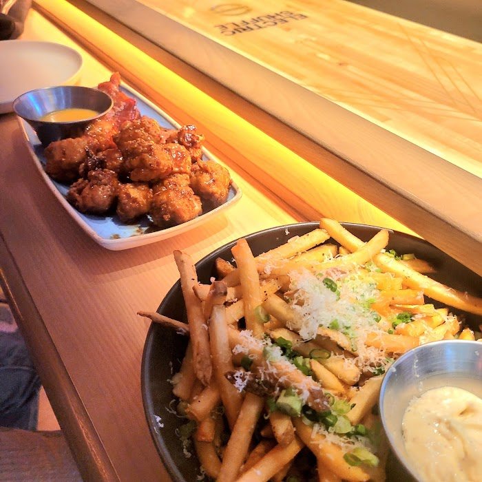 Electric Shuffle Chicago Review: Cocktails, Games & Vibes