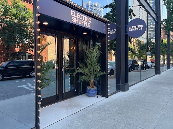Electric Shuffle Chicago Review: Cocktails, Games & Vibes