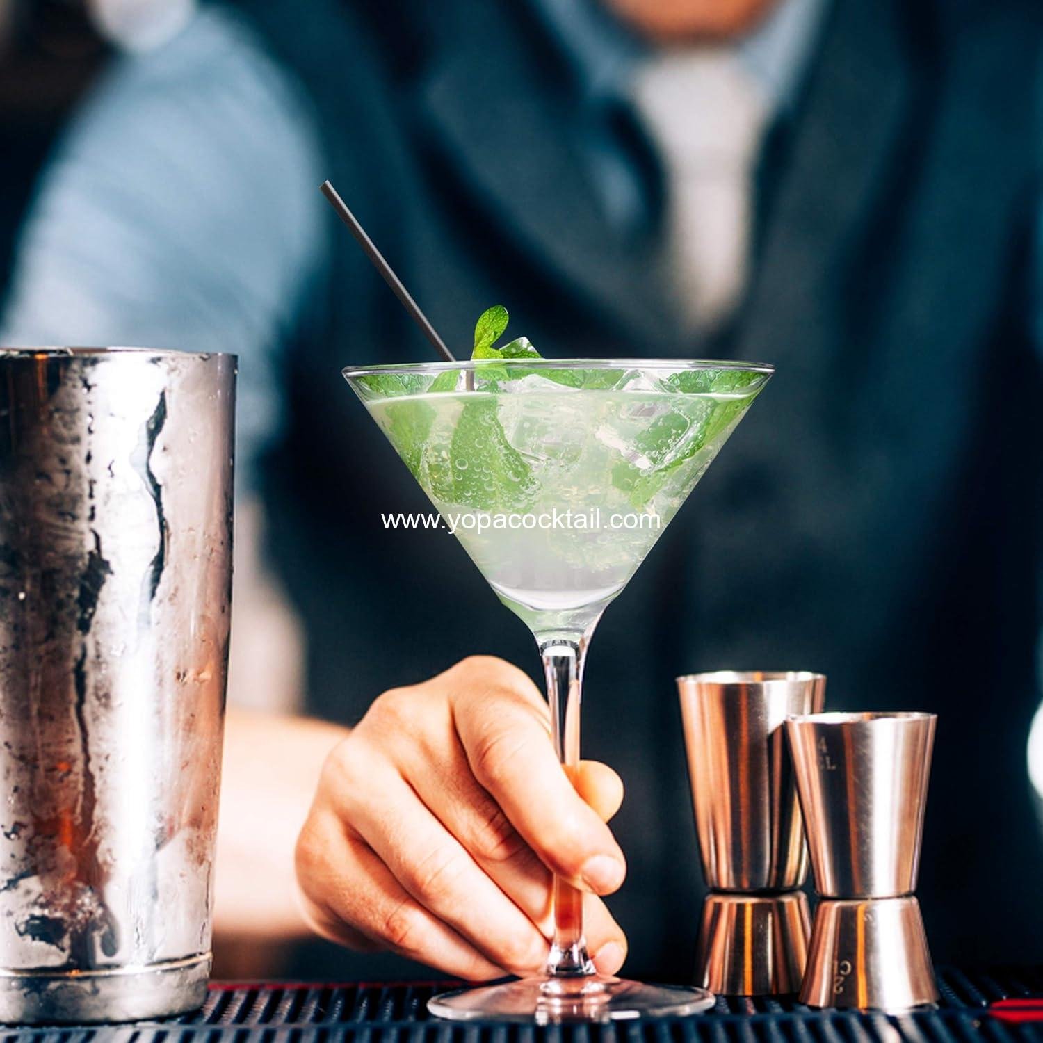 Wholesale Plastic Stir Straws for Coffee & Cocktails — 7 1/2 Inches · 1000/Box · Black manufacturer