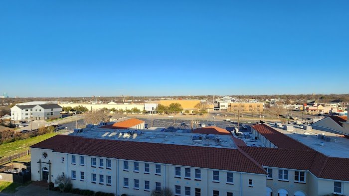 LOT 12 Rooftop Bar Review: Fort Worth's Best Cocktail Views