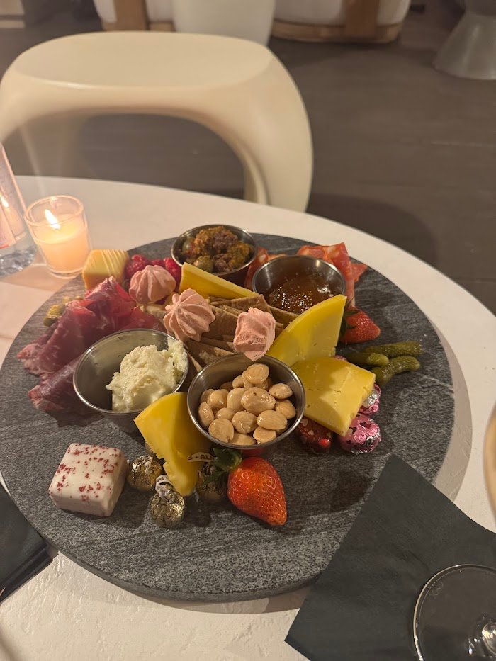 Melrose Houston Cocktail Bar Review — Exceptional Drinks & Atmosphere