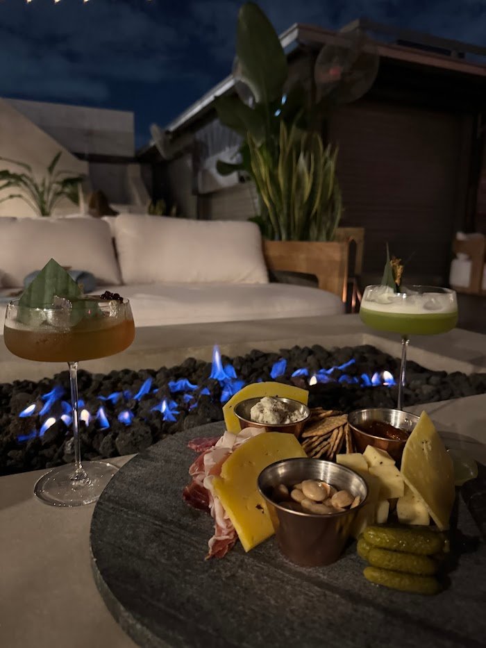 Melrose Houston Cocktail Bar Review — Exceptional Drinks & Atmosphere