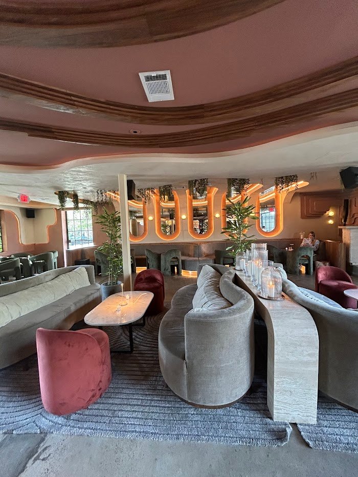 Melrose Houston Cocktail Bar Review — Exceptional Drinks & Atmosphere