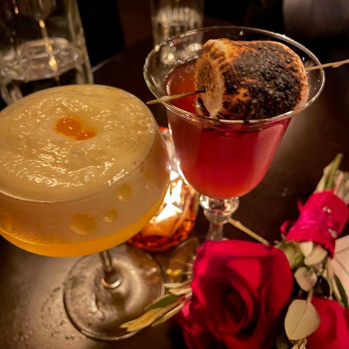 The Alderman Review: Chicago Cocktail Bar with Classic Charm