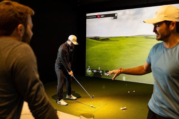 Crow's Nest Review: Denver Cocktail Bar That Redefines Cozy Nights