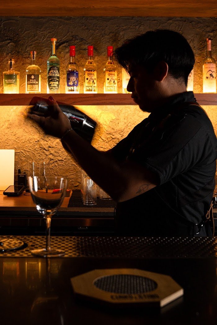 Clandestino Cocktail Social Club Review: Chicago's Hidden Gem