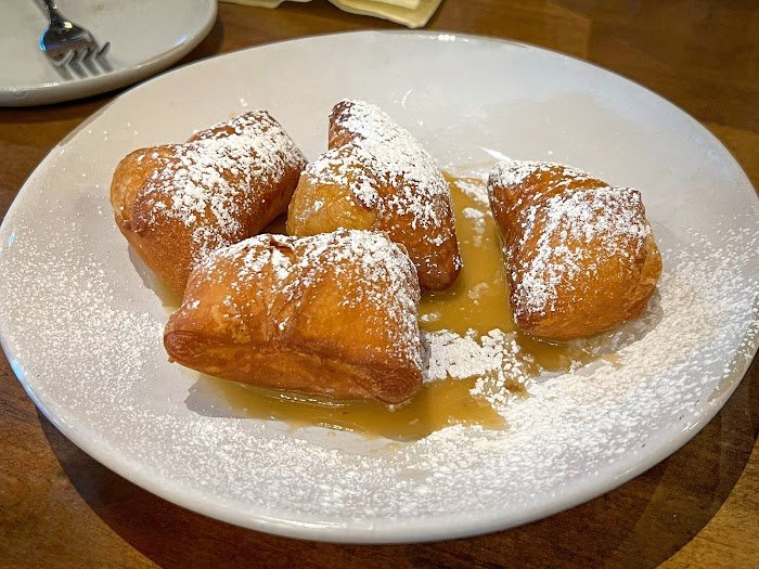 The Crunkleton Review: Charlotte’s Premier Cocktail Bar for Timeless Craft Drinks The Crunkleton Review: Charlotte’s Premier Cocktail Bar for Timeless Craft Drinks