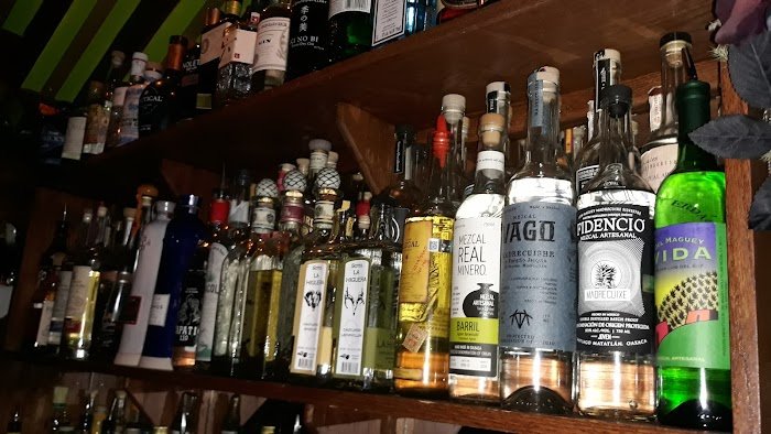 Proper Fort Worth Cocktail Bar Review: Classic Cocktails, Modern Vibes & Why It’s a Must-Visit