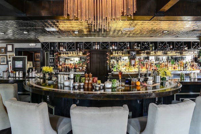 Bowen House Dallas Review: A Hidden Cocktail Sanctuary Serving Timeless Sips