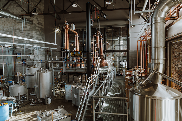 Philadelphia Distilling Review: A Spirited Night at Philly’s Cocktail Gem