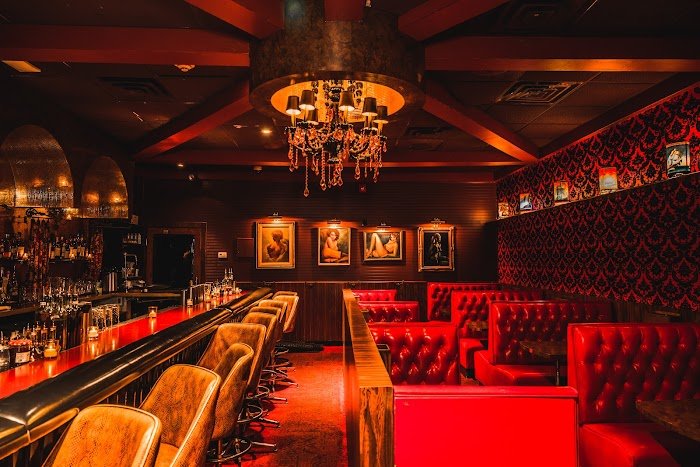 Ranstead Room Review: Philadelphia's Hidden Cocktail Gem Ranstead Room Review: Philadelphia's Hidden Cocktail Gem