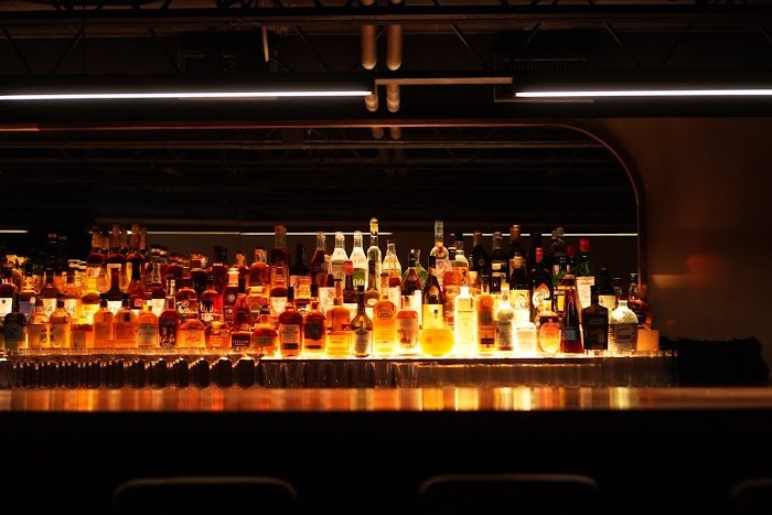 Refuge Houston Cocktail Bar Review — Where Craft Meets Comfort Refuge Houston Cocktail Bar Review — Where Craft Meets Comfort
