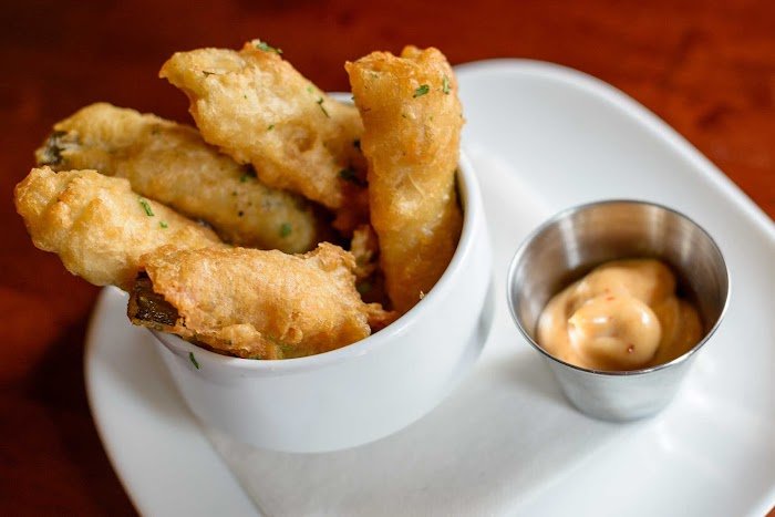 Sassafras Philadelphia Cocktail Bar Review — Cozy, Creative Cocktails