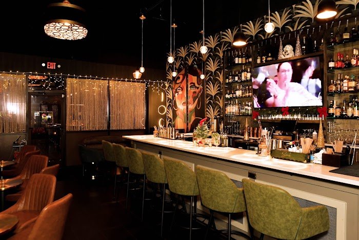 Sneak Clt Review: Charlotte’s Hidden Cocktail Gem Sneak Clt Review: Charlotte’s Hidden Cocktail Gem