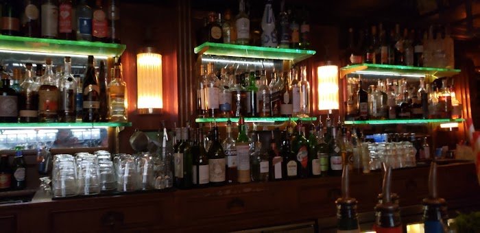 The Roger Room Review: Los Angeles Cocktail Bar Worth Visiting