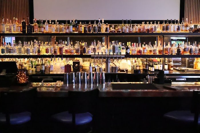 The Rose of San Antonio Review: A Cocktail Bar to Savor