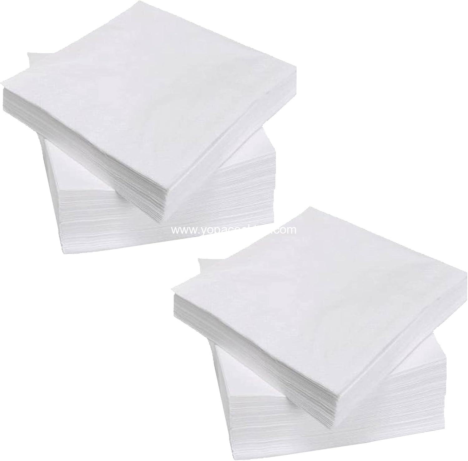 Wholesale 200 Count 2 Ply Plain White Beverage Napkins Disposable Four Fold Cocktail Paper Napkins 4.9