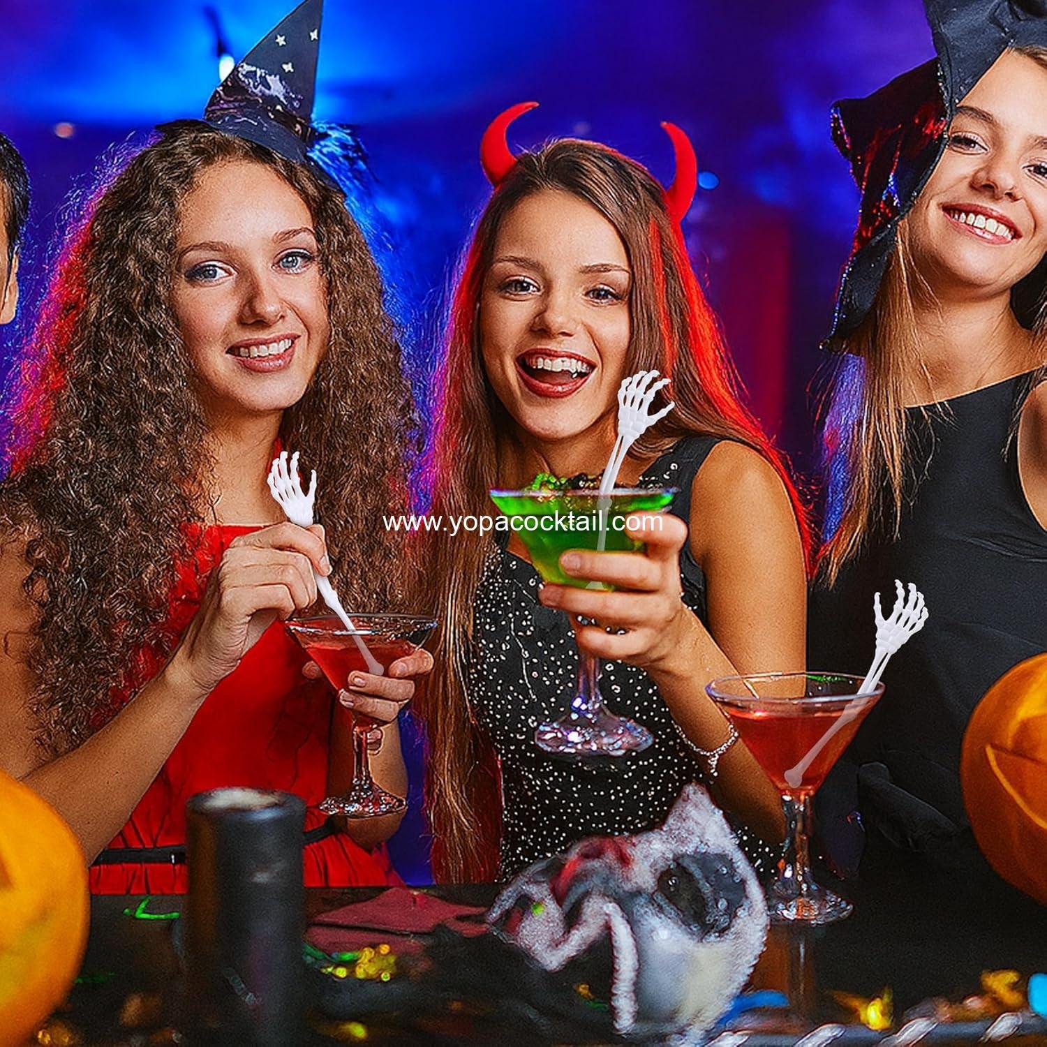 Wholesale 50 Pcs 5.9''x1.5'' Halloween Skeleton Cocktail Stirrers Reusable Skeleton Hand Swizzle Sticks Plastic Drink Stirrer for Home Bar Horror Party Decorations Photo Props Supplier