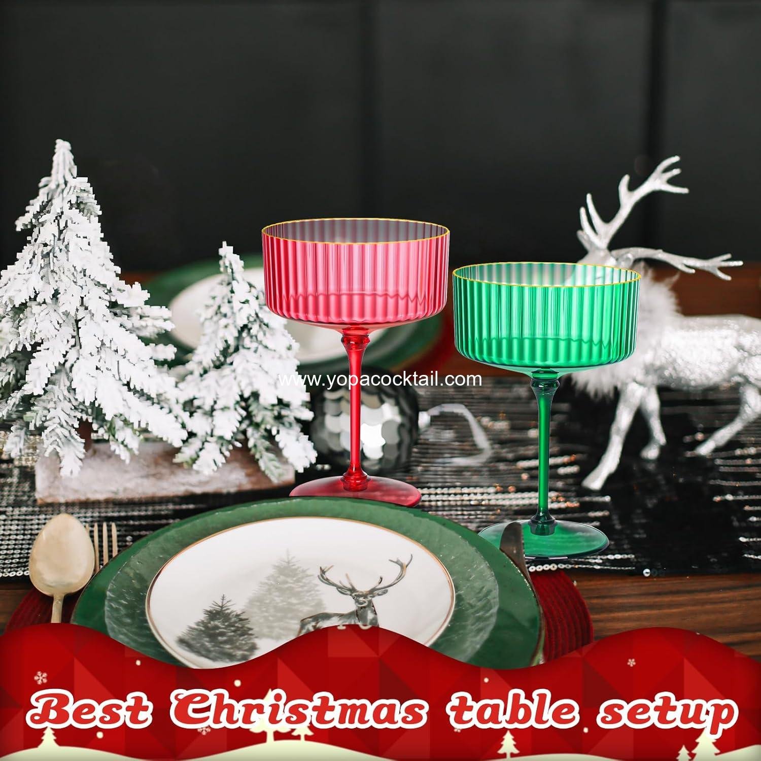 Wholesale 12 Pack 10oz Red Ribbed Plastic Martini Glasses Gold Rimmed Coupe Vintage Cocktail Glasses for Bar Parties Margarita Gin Tequila Desserts Snacks factory