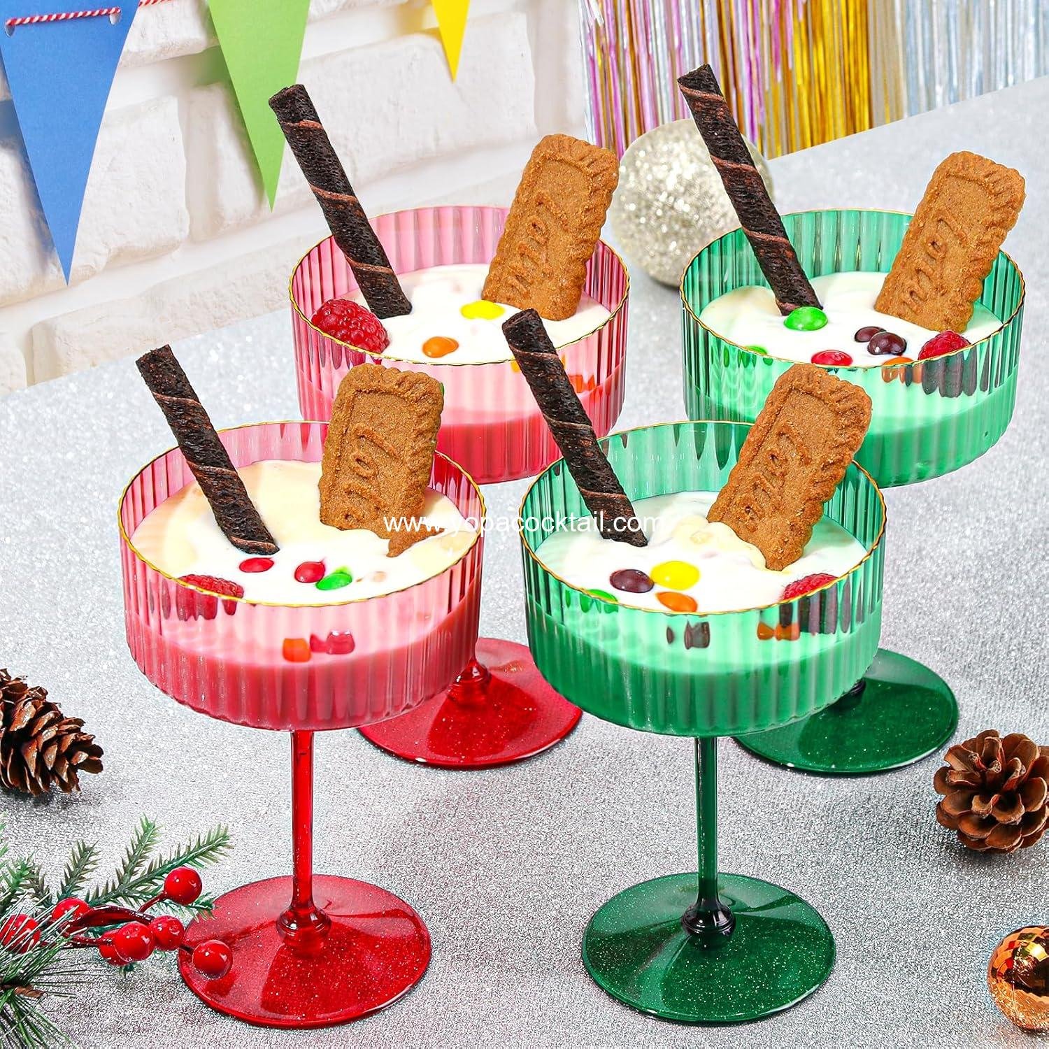 Wholesale 12 Pack 10oz Red Ribbed Plastic Martini Glasses Gold Rimmed Coupe Vintage Cocktail Glasses for Bar Parties Margarita Gin Tequila Desserts Snacks factory