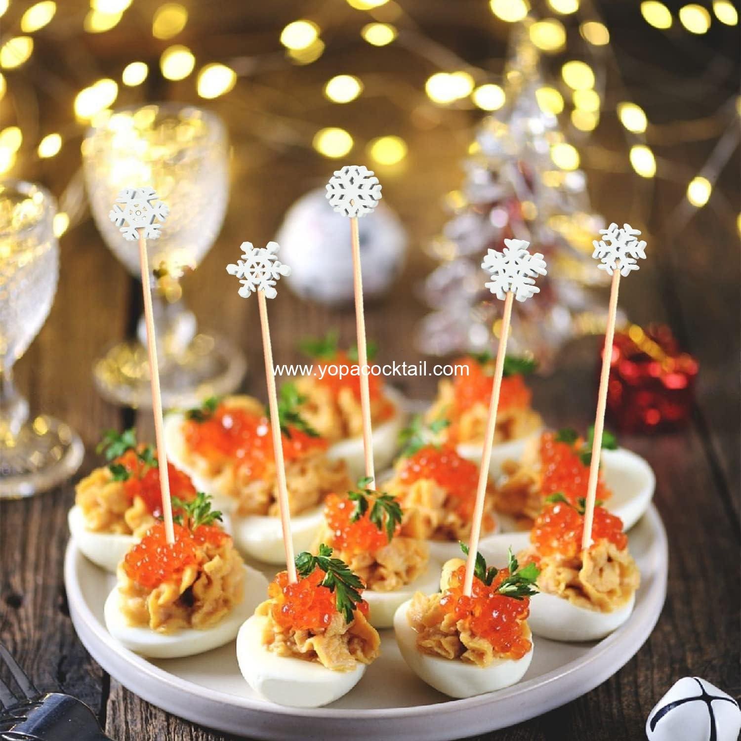 Wholesale 4.9 Inch Snowflake Cocktail Picks 100-Piece Food Skewers for Appetizers Charcuterie Winter Party Decorations Christmas Accessories manufacturer
