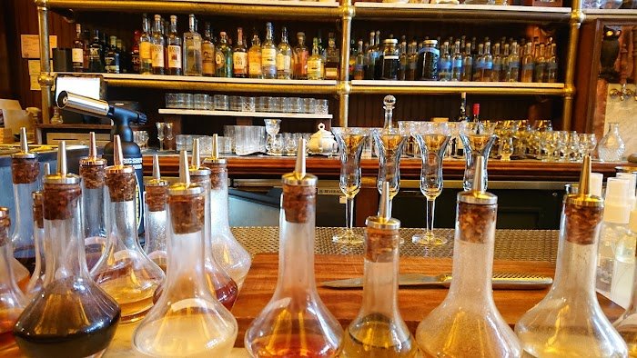 What Secrets Lie Behind The Wolves Cocktail Bar in California? Insider Review