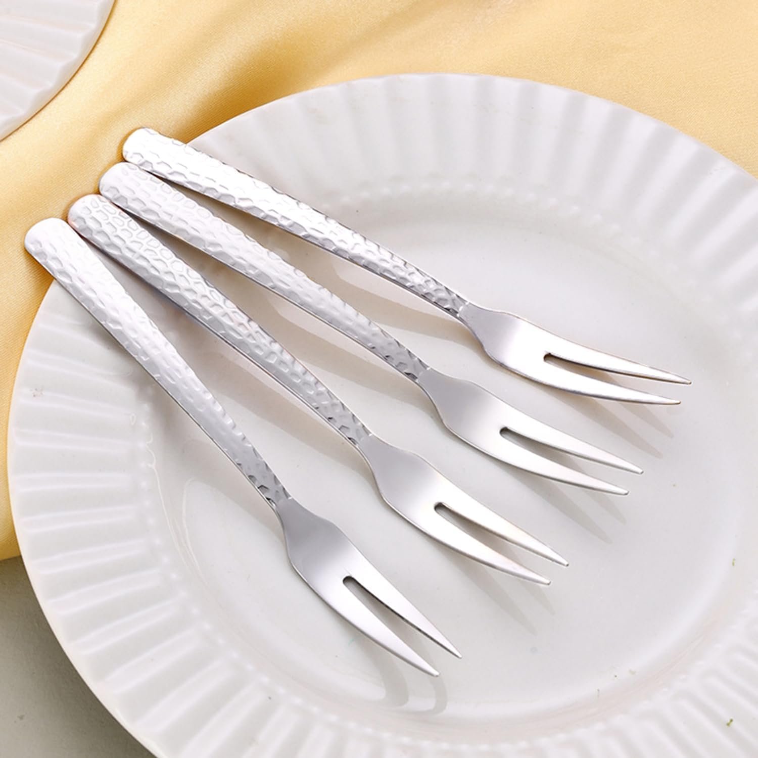 OEM Stainless Steel Dessert Cocktail Appetizer Forks 5.27 Inches 4 Pieces Fruit Salad Cake Supplier